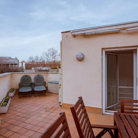 Two Bedroom Townhouse Within 10Min Walk From Beach Barcelona Luaran gambar