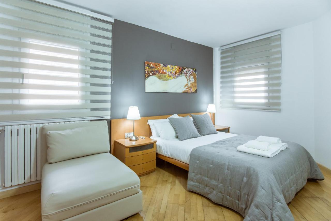 Two Bedroom Townhouse Within 10Min Walk From Beach Barcelona Luaran gambar