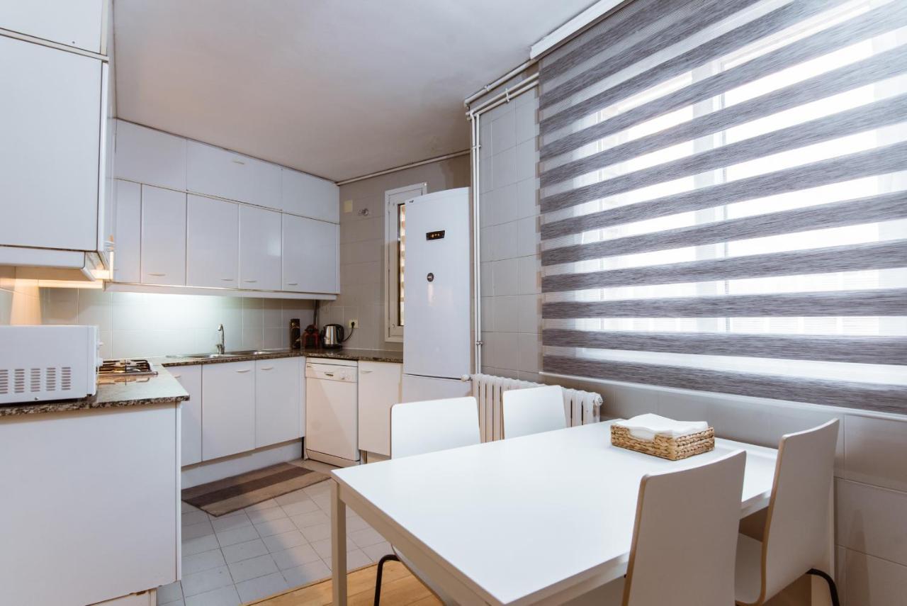 Two Bedroom Townhouse Within 10Min Walk From Beach Barcelona Luaran gambar